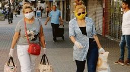 El barbijo quirúrgico vs el casero: la pelea que se replica en San Juan