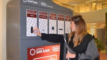 Ambiente sale a la caza de pilas en establecimientos educativos del Gran San Juan