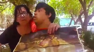 Laura perdió todo en un incendio y pide ayuda.