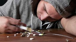 Capacitan a familias en prevención de adicciones