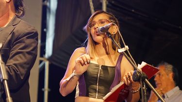 La locutora zondina que soñaba con conducir la Fiesta Nacional del Sol,  lo logró: conoce la emocionante historia