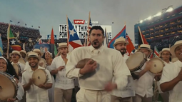 Impactante show del medio tiempo en el Super Bowl 2026: Bad Bunny mostró el profundo espíritu latino Impactante show del medio tiempo en el Super Bowl 2026: Bad Bunny mostró el profundo espíritu latino