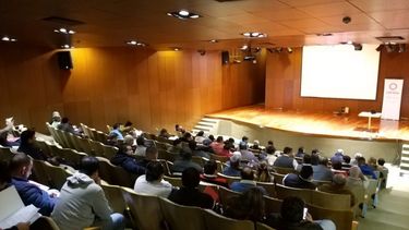 Por el eclipse. formaron a taxistas y remiseros para recibir al turismo que vendrá de todo el mundo