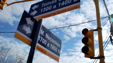 Más seguridad vial: Nuevos semáforos en Necochea y Tomas Edison