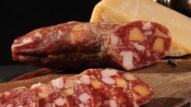 Advierten sobre fiambres de venta callejera en San Juan: un niño intoxicado