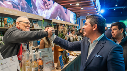 Orrego inauguró el espacio de la provincia en la Expo Caminos y Sabores 2025 con una propuesta que despierta los sentidos