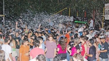 Enterate si ganaste las entradas para el carnaval del Centro Valenciano