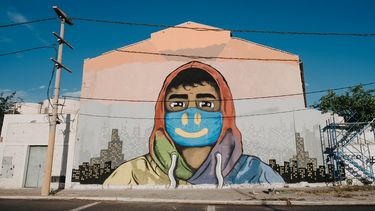 Artistas sanjuaninos pintaron murales para concientizar sobre el Covid-19