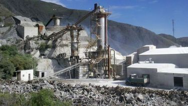 Por el corte en las caleras peligra el suministro de agua en Buenos Aires