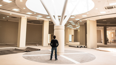 Las obras en el Museo de Ciencias Naturales, conocido como museo de los dinosuarios, siguen avanzando con la colocación de pisos y el desarrollo de la instalación eléctrica.