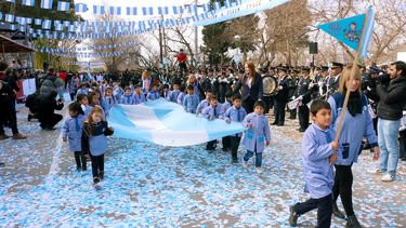 Seguí en vivo el desfile en homenaje a Sarmiento