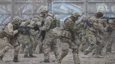 Estados Unidos considera desviar la ayuda militar a Ucrania hacia Oriente Medio