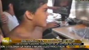 La biblioteca móvil visitó la colonia de ATSA