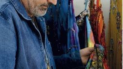 Benito: La mujer actual usa remera, no corset