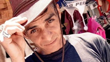 El sanjuanino Darío Garay falleció en Ecuador y ahora sus hermanos intentan juntar fondos para poder traer sus restos de regreso.