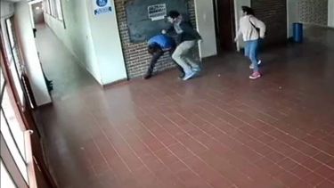 ¿A los 15 años es una nena?: en San Juan se acordaron de San Martín por el caso del preceptor