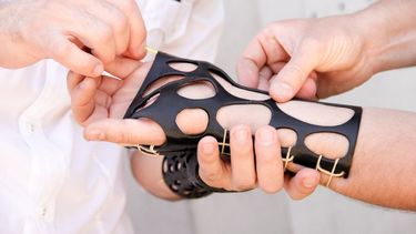 Un sanjuanino busca reemplazar al yeso