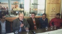 Ullum: Entregaron 15 certificados de discapacidad y una silla de ruedas