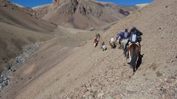 Cruce de los Andes: Ya confirmaron tres expediciones con turistas