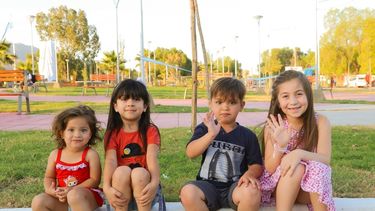 Sarmiento estrenó su plaza remodelada y pavimento