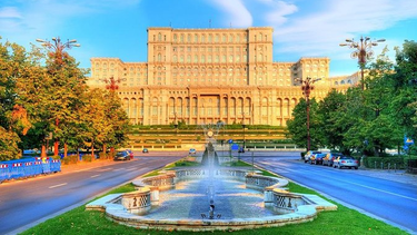 El Parlamento rumano se aprestaba a suspender al Presidente