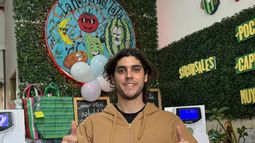 El productor influencer que logró viralizar sus ofertas de frutillas y paltas y abrió tres negocios en un año El productor influencer que logró viralizar sus ofertas de frutillas y paltas y abrió tres negocios en un año