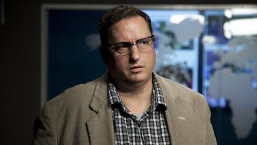 Conversatorio con Hernán Brienza por el Día de la Militancia