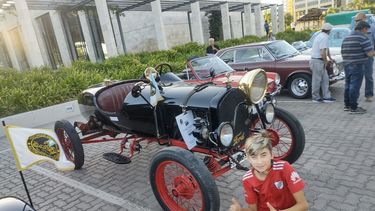 Las joyitas de la industria automotriz que participaron de la exposición en la Estación San Martín
