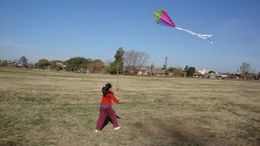 El viento suspendió la competencia de volantines
