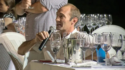 El bodeguero Juan Camuñas, acusado de violencia de género, reapareció en redes con un mensaje profundo y justo El bodeguero Juan Camuñas, acusado de violencia de género, reapareció en redes con un mensaje profundo y justo