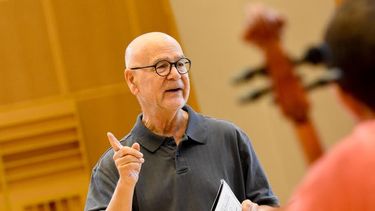 Los sanjuaninos toman clases magistrales con un prestigioso violinista