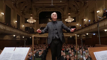 La Orquesta Sinfónica de la UNSJ prepara una doble función gratuita con un condimento muy especial