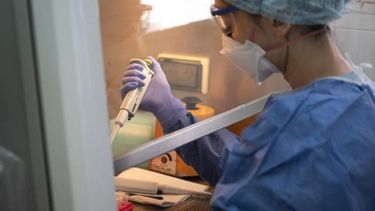 Se conocieron los resultados realizados a 22 personas que estuvieron con la médica con COVID-19