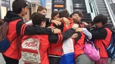 Desde adentro: cómo funciona la ONG que fue marcada a fuego por Julia Horn