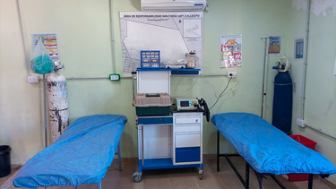 Un grupo de 14 jóvenes tucumanos que hacian un tour y pasaban por San Juan, debieron ser asistidos en el hospital de Caucete.