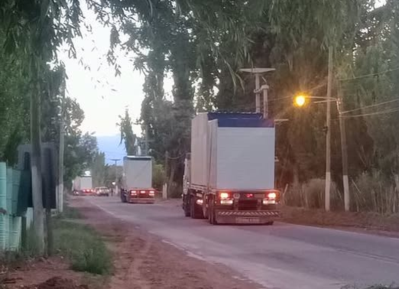 Marchas y contramarchas: un nuevo capítulo en el caos político en Calingasta por el camino minero de Hualilán