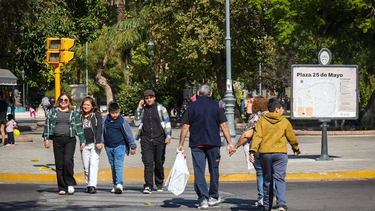 Como feriado pero abierto: en Jueves Santo, tibio movimiento en el centro de San Juan