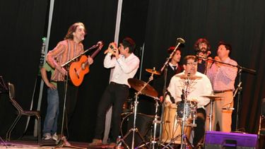 Artistas sanjuaninos y chilenos deleitaron con la música en Entre Cordilleras