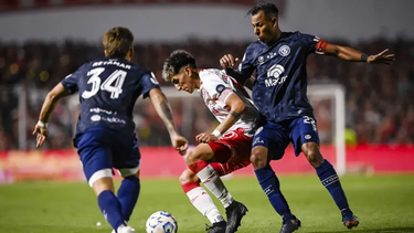 boca acelera en el mercado y apunta a un volante clave del futbol argentino boca acelera en el mercado y apunta a un volante clave del futbol argentino