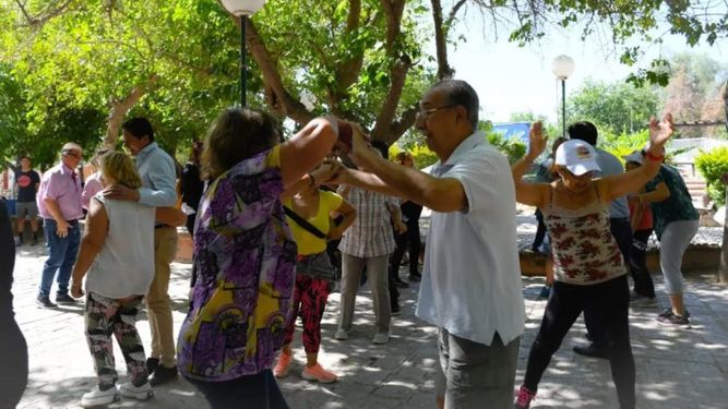 La Residencia de Adultos Mayores vivirá una gran baile este 24 de junio.