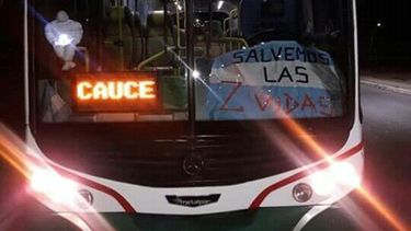 Chofer sanjuanino provida es furor en las redes