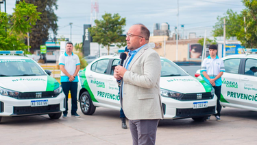 Miodowsky sumó movilidades para la Policía Comunal y develó qué hará en el Barrio Aramburu