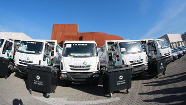 En Capital se estrenan 600 contenedores de basura