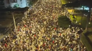 Video: con sanjuaninos presentes, una multitud festejó el Año Nuevo en La Serena