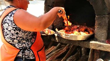 De escuela a pollería: la estrategia de un colegio sanjuanino para salir de la coronacrisis