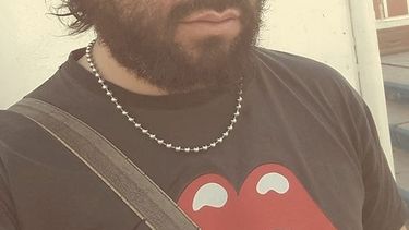 Un músico sanjuanino le metió música a la cuarentena: escuchá El blues del Coronavirus