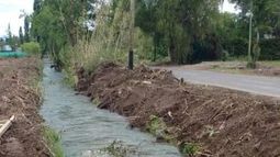 San Juan cuenta con 3.150 kilómetros de canales en tierra, que provocan pérdidas de agua por filtración que se traducen en la imposibilidad de regar nuevas áreas. San Juan cuenta con 3.150 kilómetros de canales en tierra, que provocan pérdidas de agua por filtración que se traducen en la imposibilidad de regar nuevas áreas.
