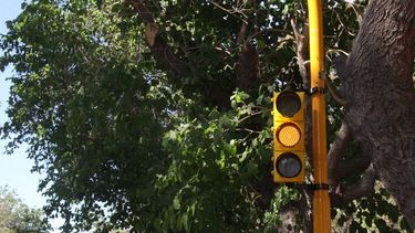 Instalaron semáforo en una de las esquinas más peligrosas de la Capital