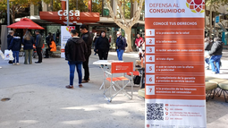 Los principales reclamos de los sanjuaninos en el stand que montó la Dirección de Defesan al Consumidor, en la peatonal.