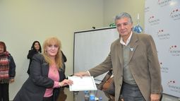 Entregaron certificados del seminario Evita por siempre